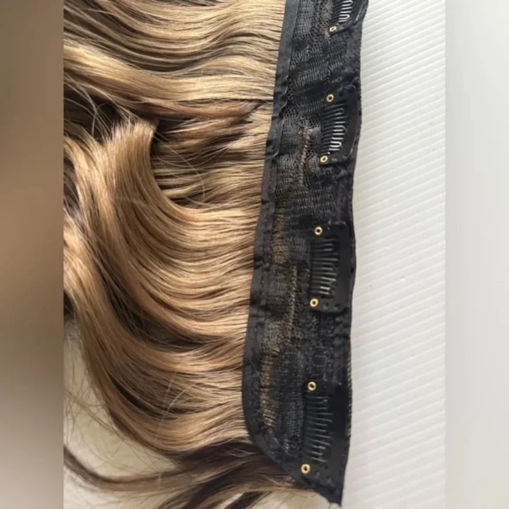 22” Clip-In Hair Extension Brown with Blonde Highlights Wavy | Volume Hairpiece